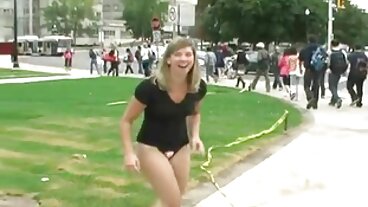 Piccola moglie xxx ragazza si fa inculare per lo sperma