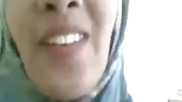 Scambista video marito cuckold di moglie bollente troia arrapata