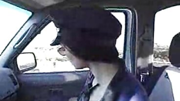 Teagan Summers ha introdotto il sesso a tre mogli in mostra video