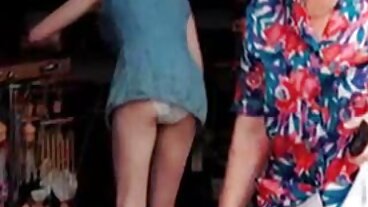 Adolescenti in un trio xvideos moglie lesbico si leccano la figa