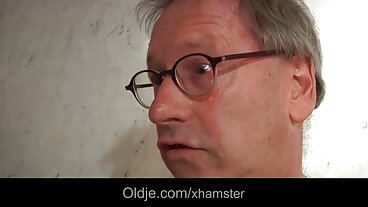 Baby sitter bionda adolescente che prende il cazzo dal suo capo Zoe Parker porno mature infedeli
