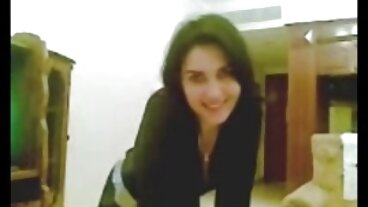 Adolescente bionda tettona succhia il cazzo grosso del patrigno moglie italiana video amatoriale come regalo di compleanno